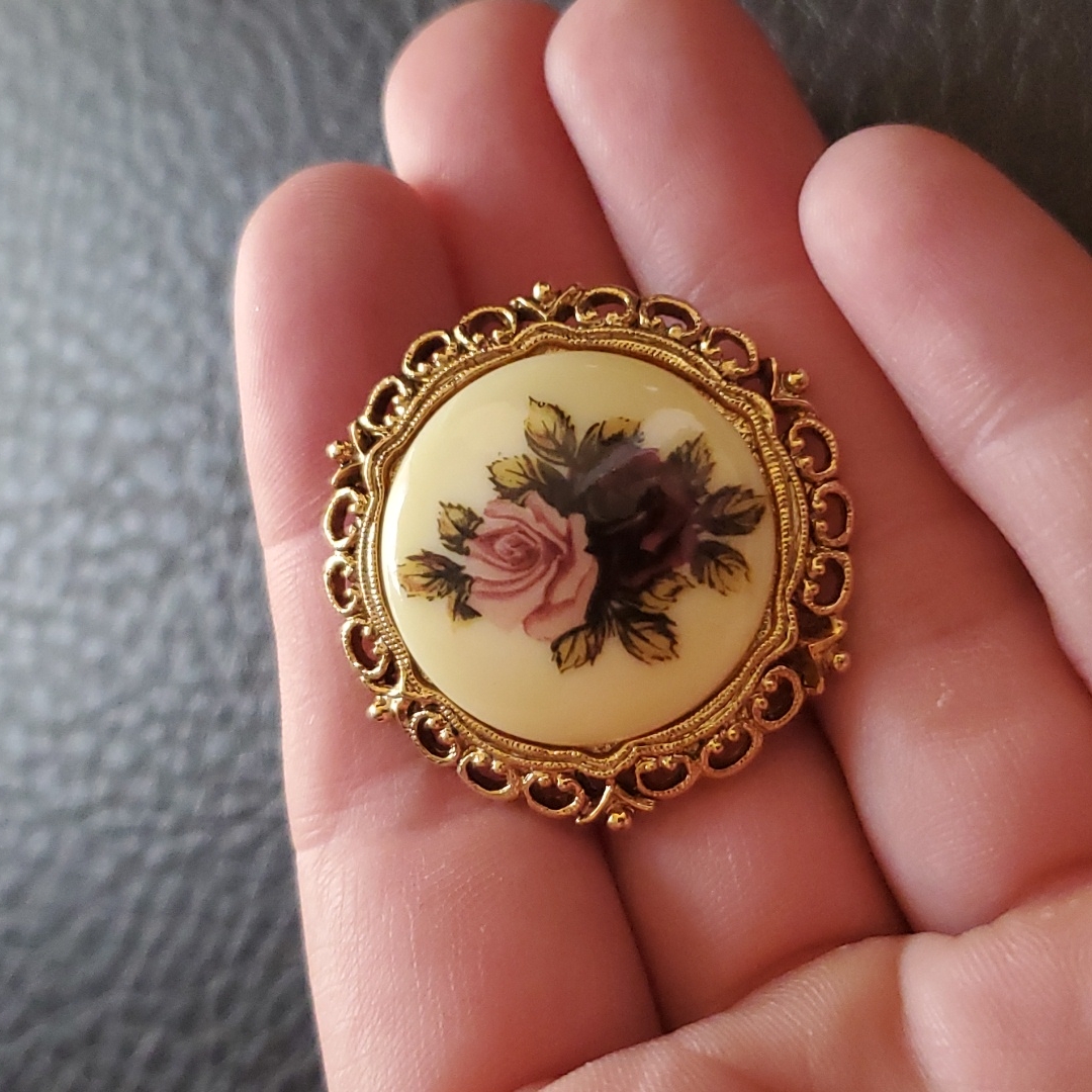 1928 Brooch 16$
